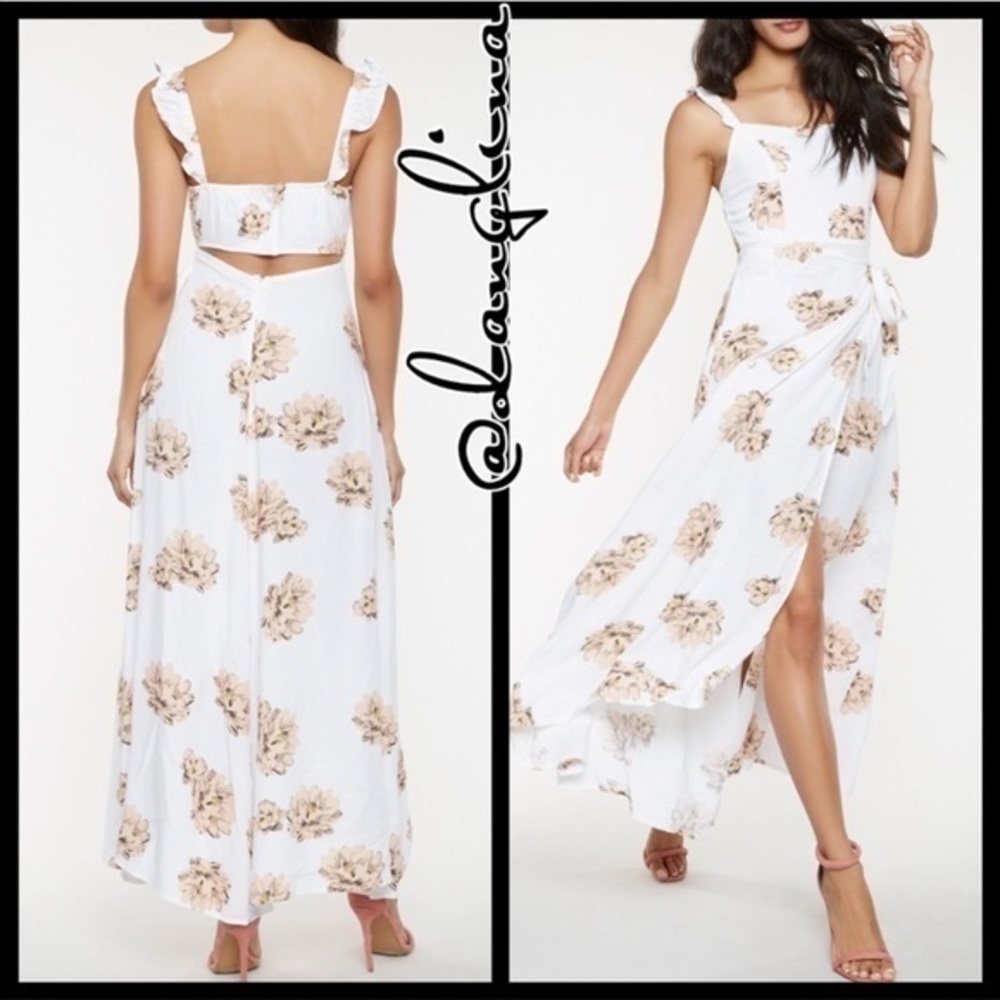 ❣️ Sale was $50 down sizing ❣️ Beautiful wrap dress